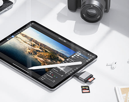 Ultra Mini USB-C to SD and Micro SD card reader Adapter