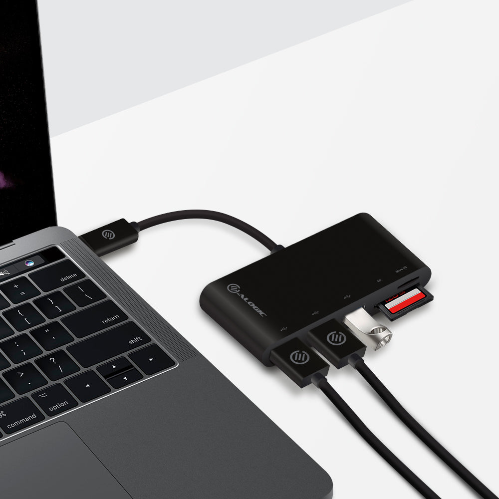 USB-C MultiPort Adapter with Card Reader/3 x USB 3.0 Hub