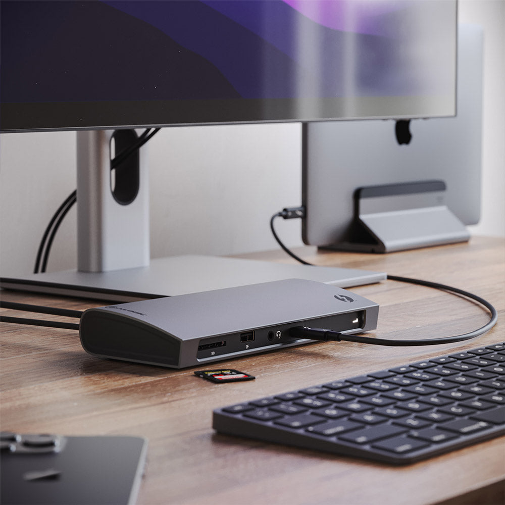 Thunderbolt 4 BLAZE Docking Station